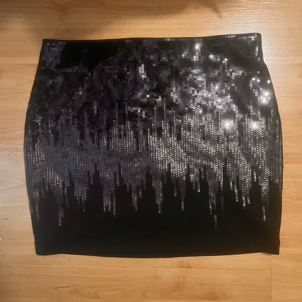 Express Sequin mini skirt XL